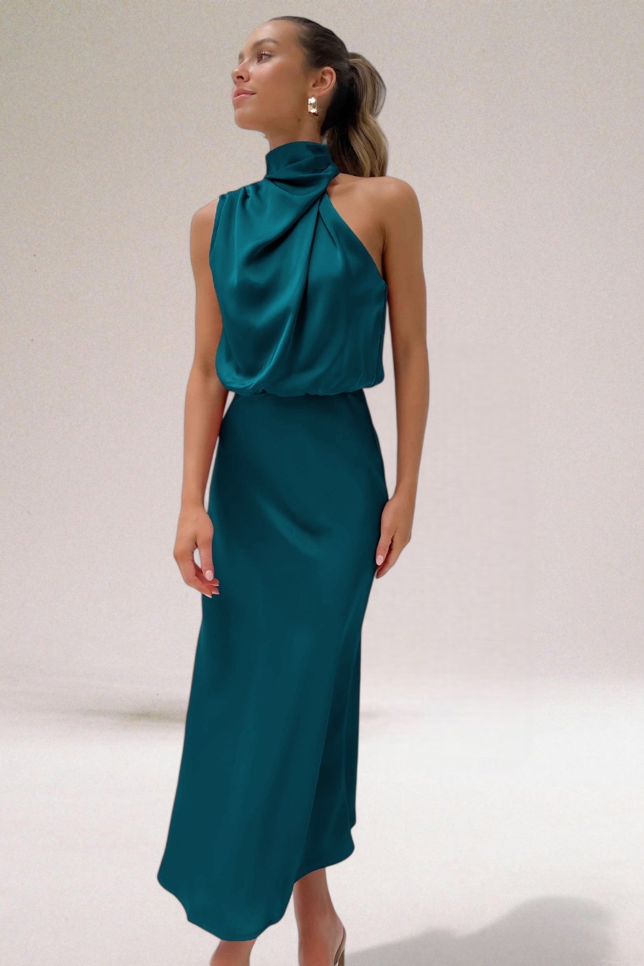 Giselle Elegant Halter Neck Dress
