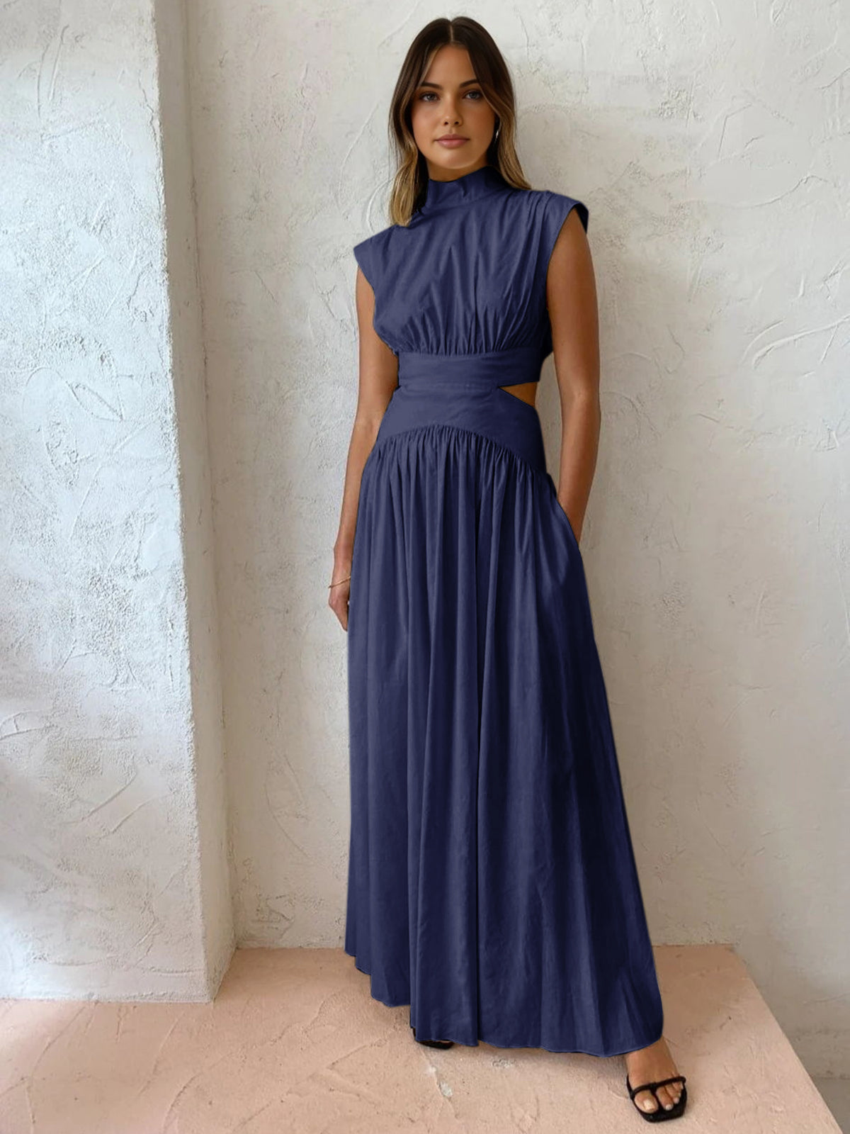 Elegant Sleeveless Formal Maxi Dress