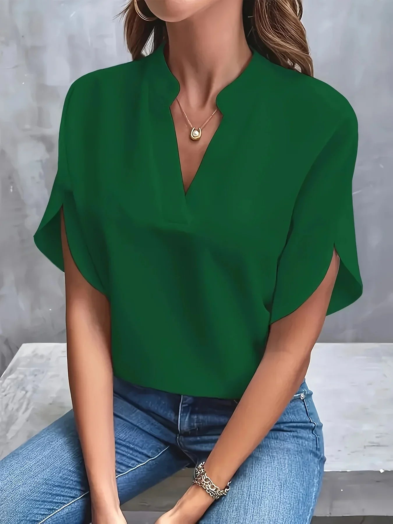 Thalia Sophisticated Blouse with Tailored Design