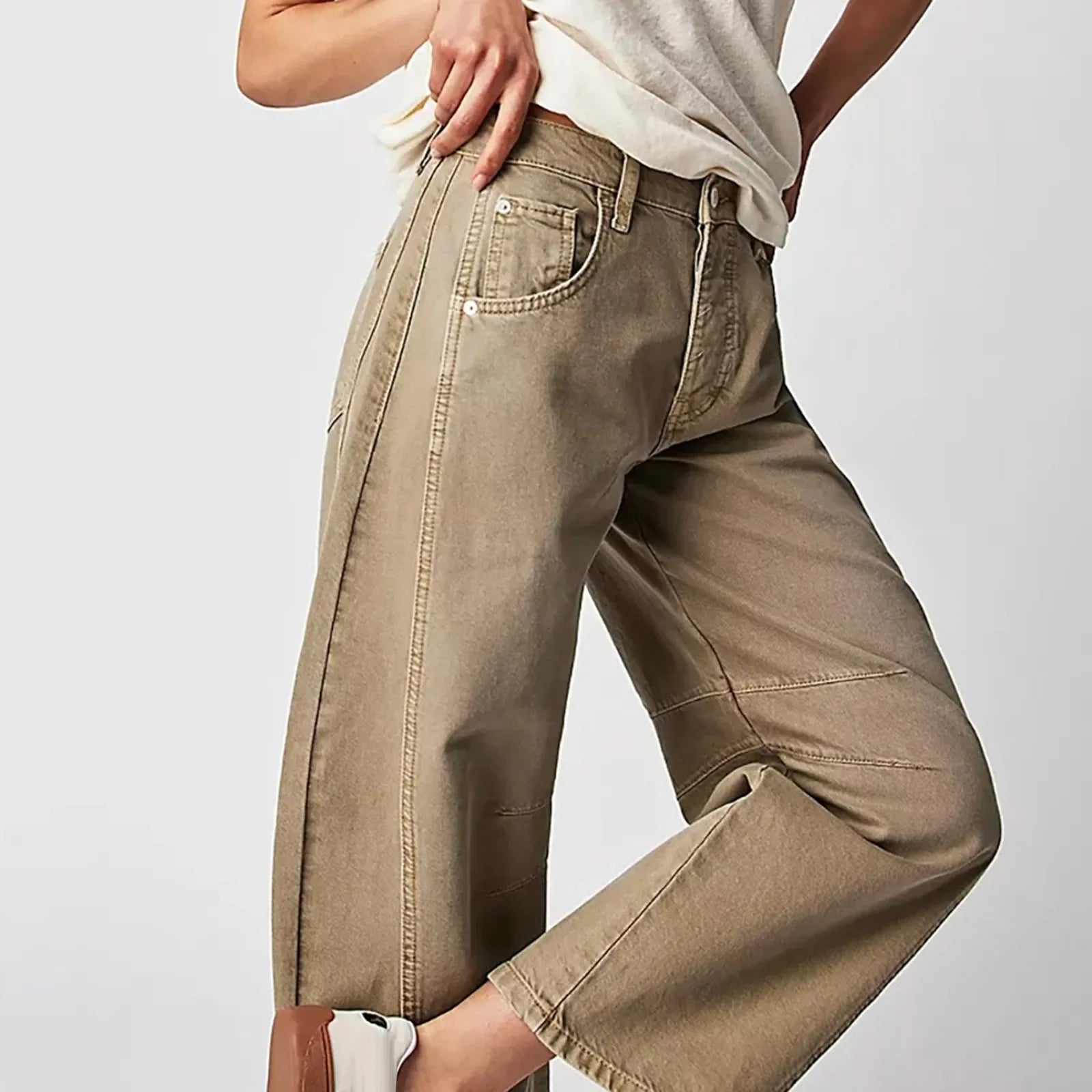 Casual Wide-Leg Jeans